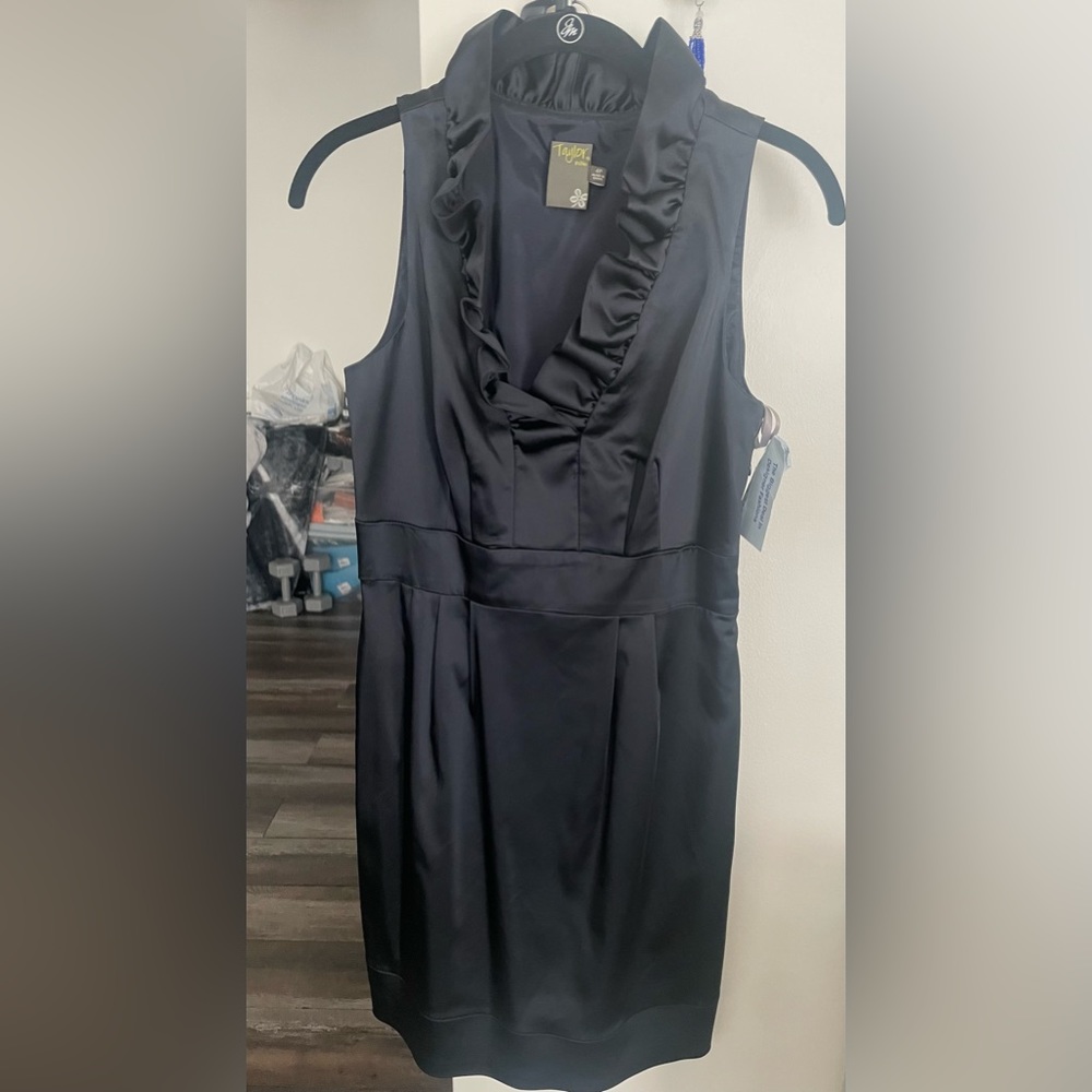 Navy Blue satin dress size 4 petite NWT classic style, knee length